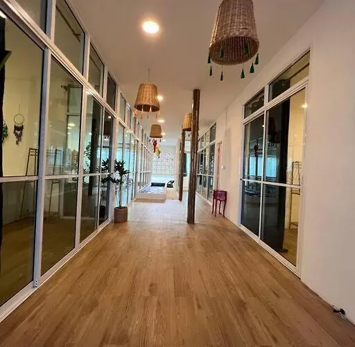公寓 Roof 4br Private Floor, China Town, Center *